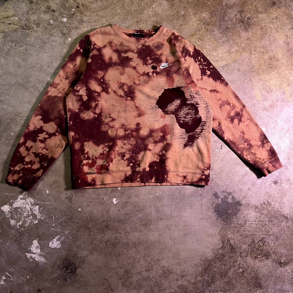 Nike Crewneck Bleach Dyed & Thrashed